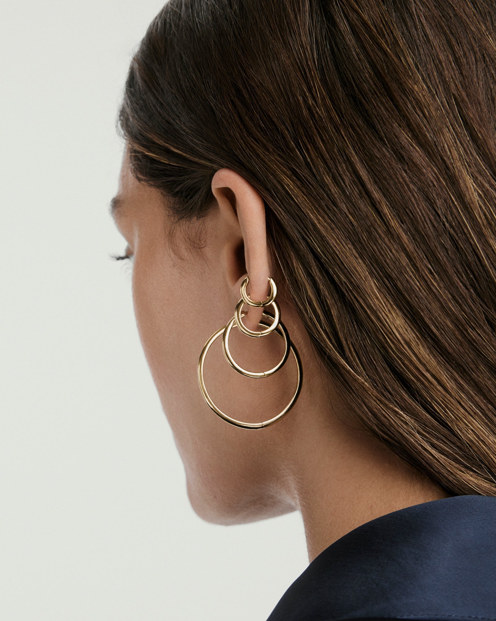 Mejuri 18k Tube Medium Hoops 耳環