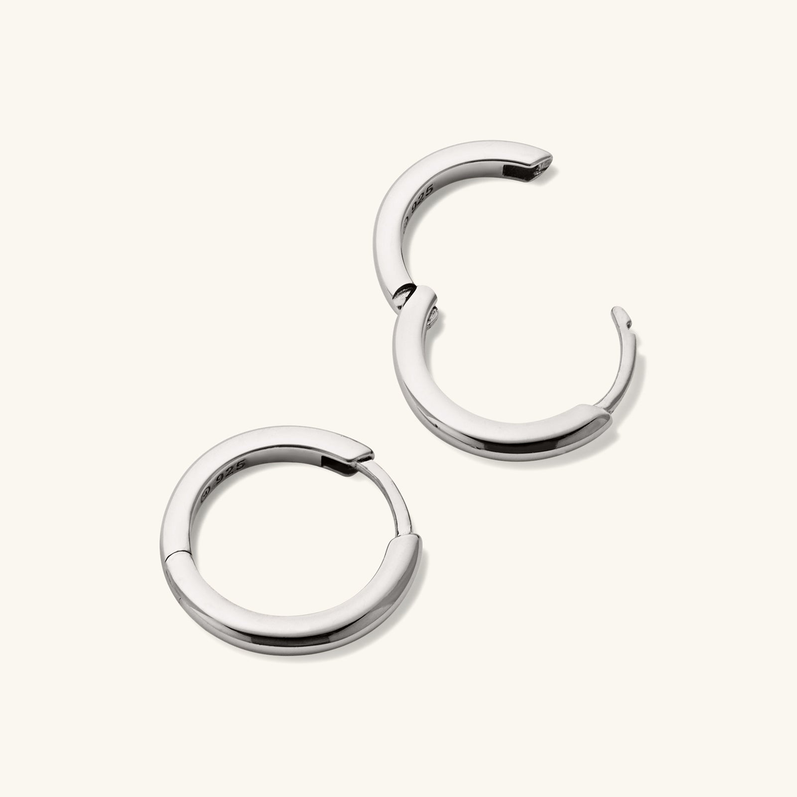 Mejuri 18k Tube Medium Hoops 耳環